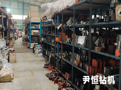 浅谈山西探水钻机配件不通用?还能相信钻机配件厂家吗